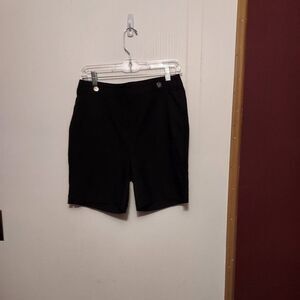 RAFAELLA   size 10   Excellent cond waist is  30 inches 17 iches